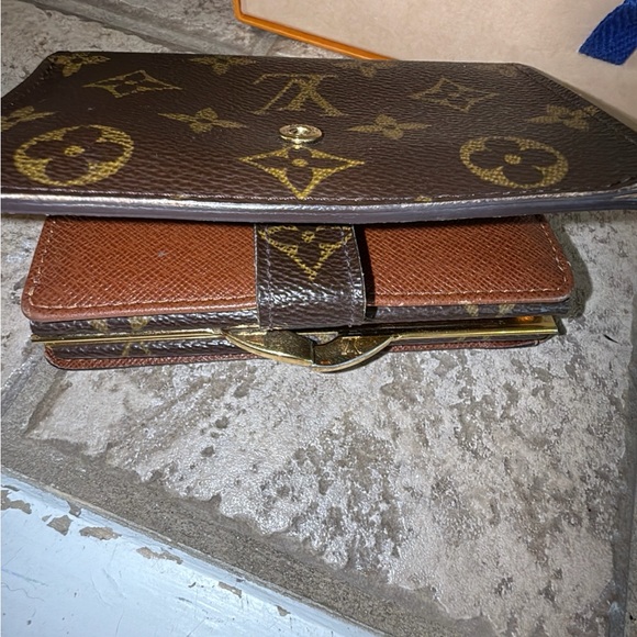 Louis Vuitton kiss lock Portefeuille Viennois canvas Monogram wallet - Picture 11 of 16